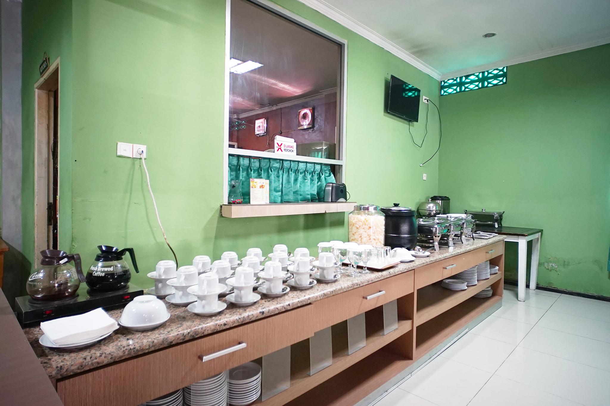 Capital O 2885 Hemra Hotel Balikpapan  Extérieur photo